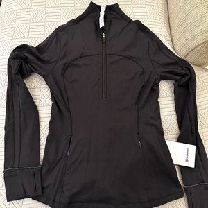 Lululemon Run Briskly 1/2 zip jacket size 6